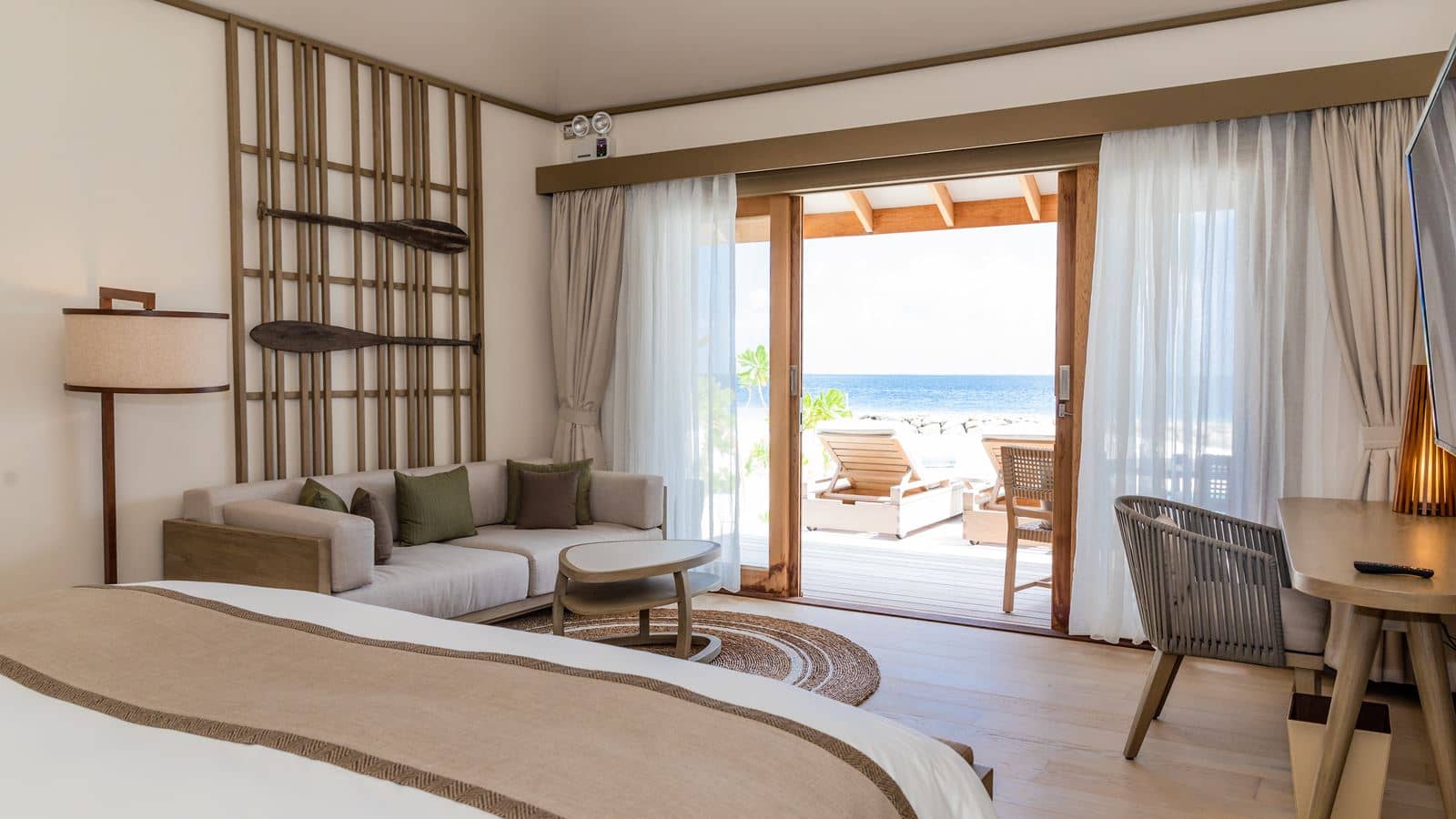 rooms-beach-pool-villa