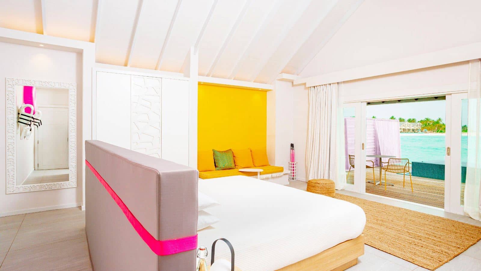 rooms-lagoon-overwater-villa-with-pool