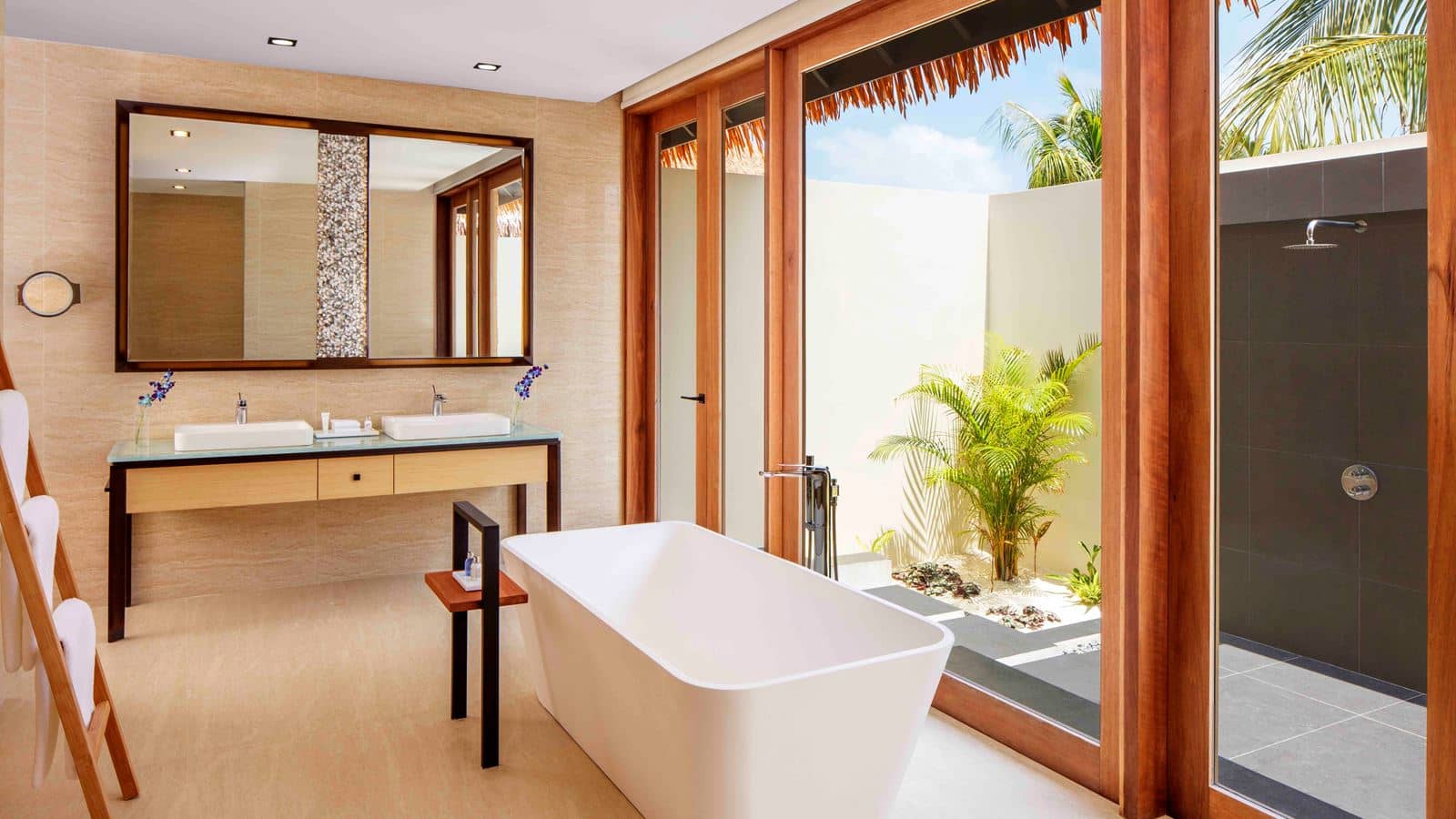 rooms-beach-villa--pool--sunset-view