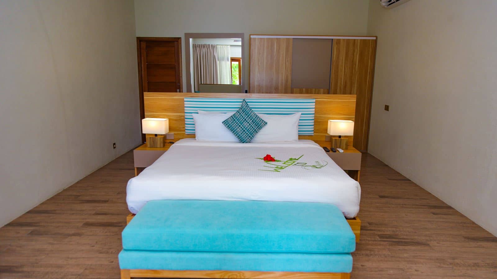 rooms-lagoon-view-villa