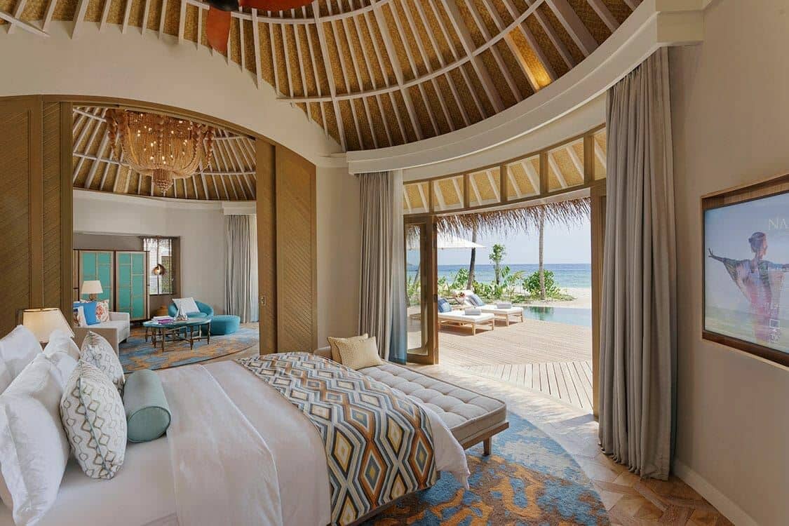rooms-beach-house-with-private-pool