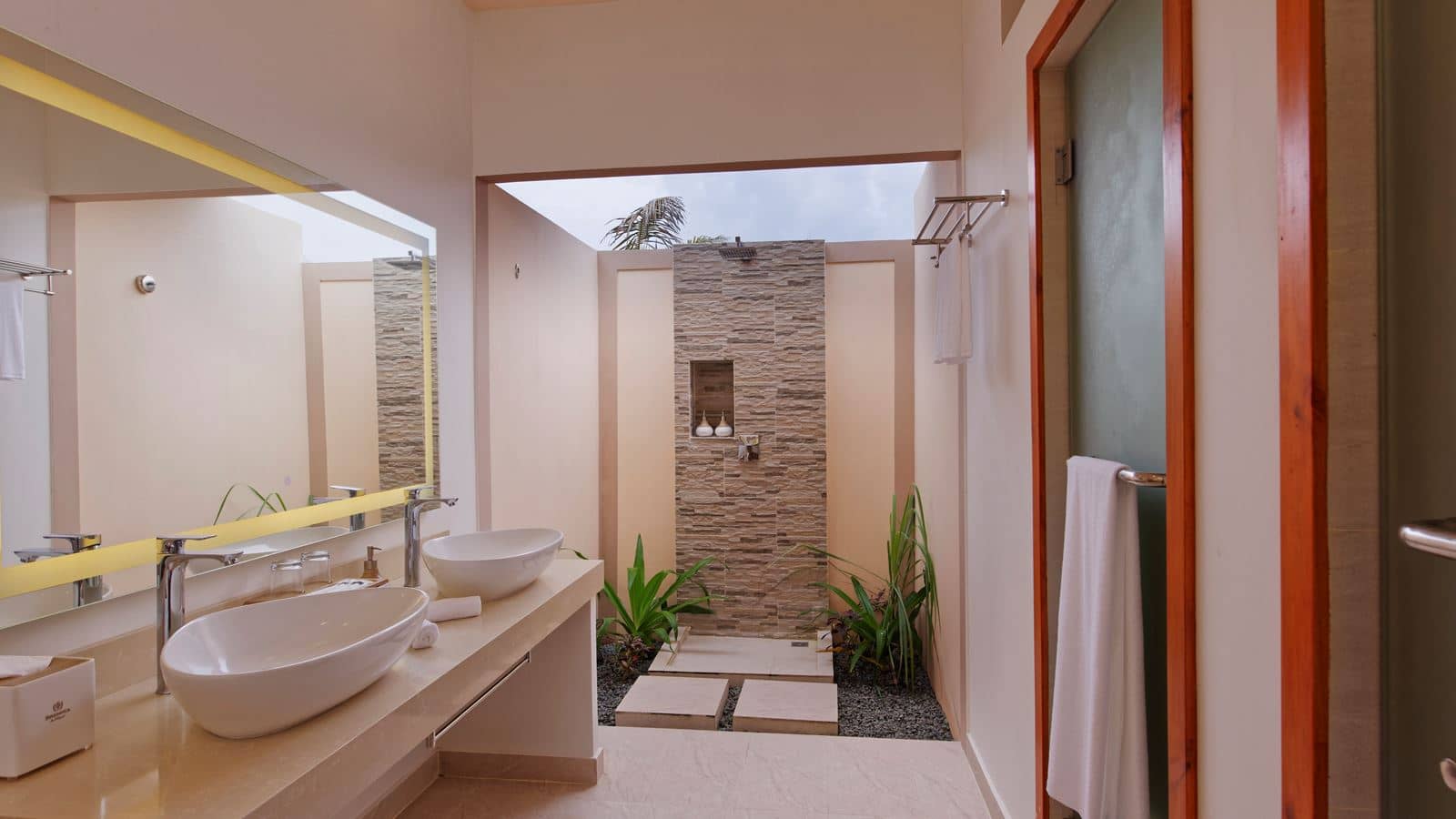 rooms-beach-villa
