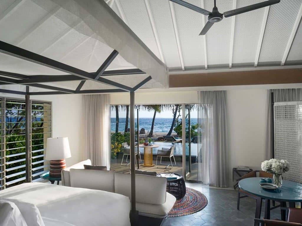 rooms-beach-pool-villa