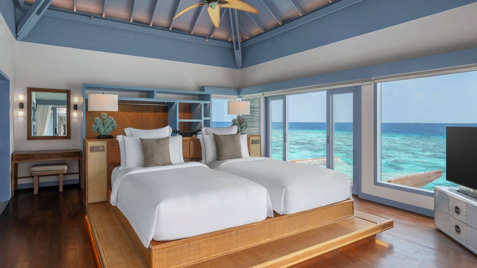 rooms-horizon-overwater-retreat-2br
