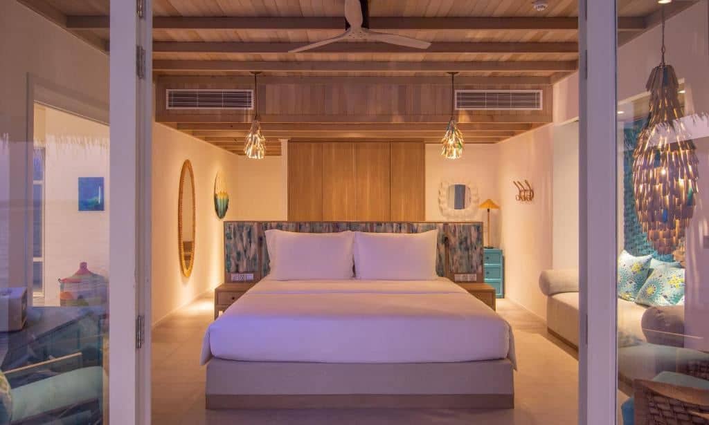 rooms-ocean-pool-villa
