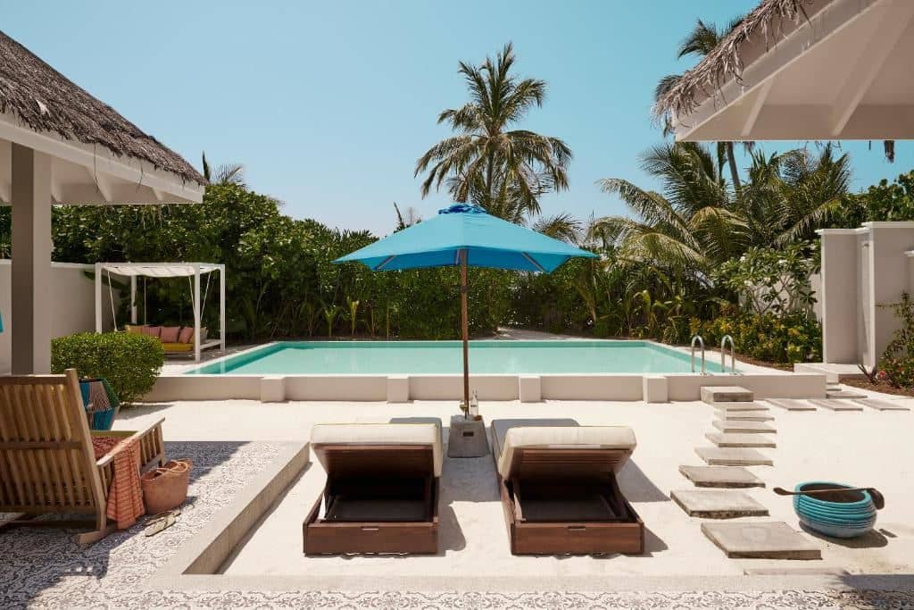 rooms-two-bedroom-beach-villa-with-pool