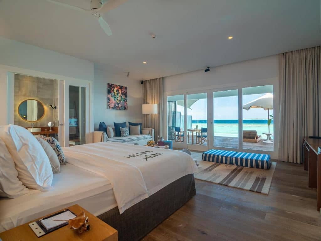 rooms-sunset-water-pool-villa
