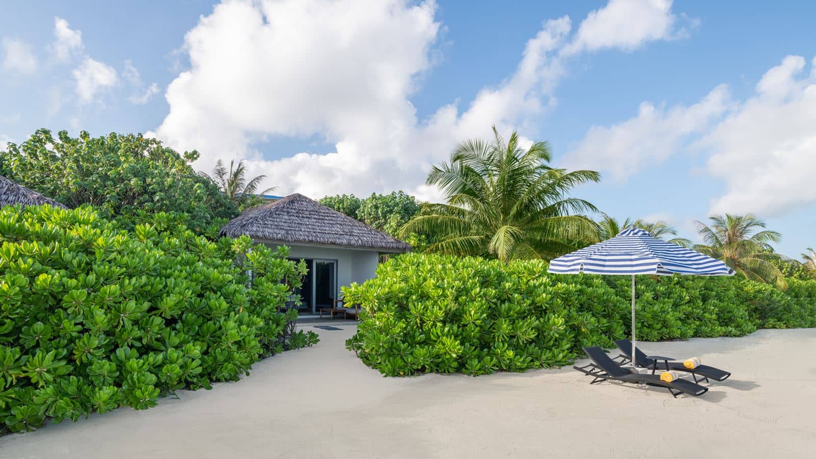 rooms-beach-villa