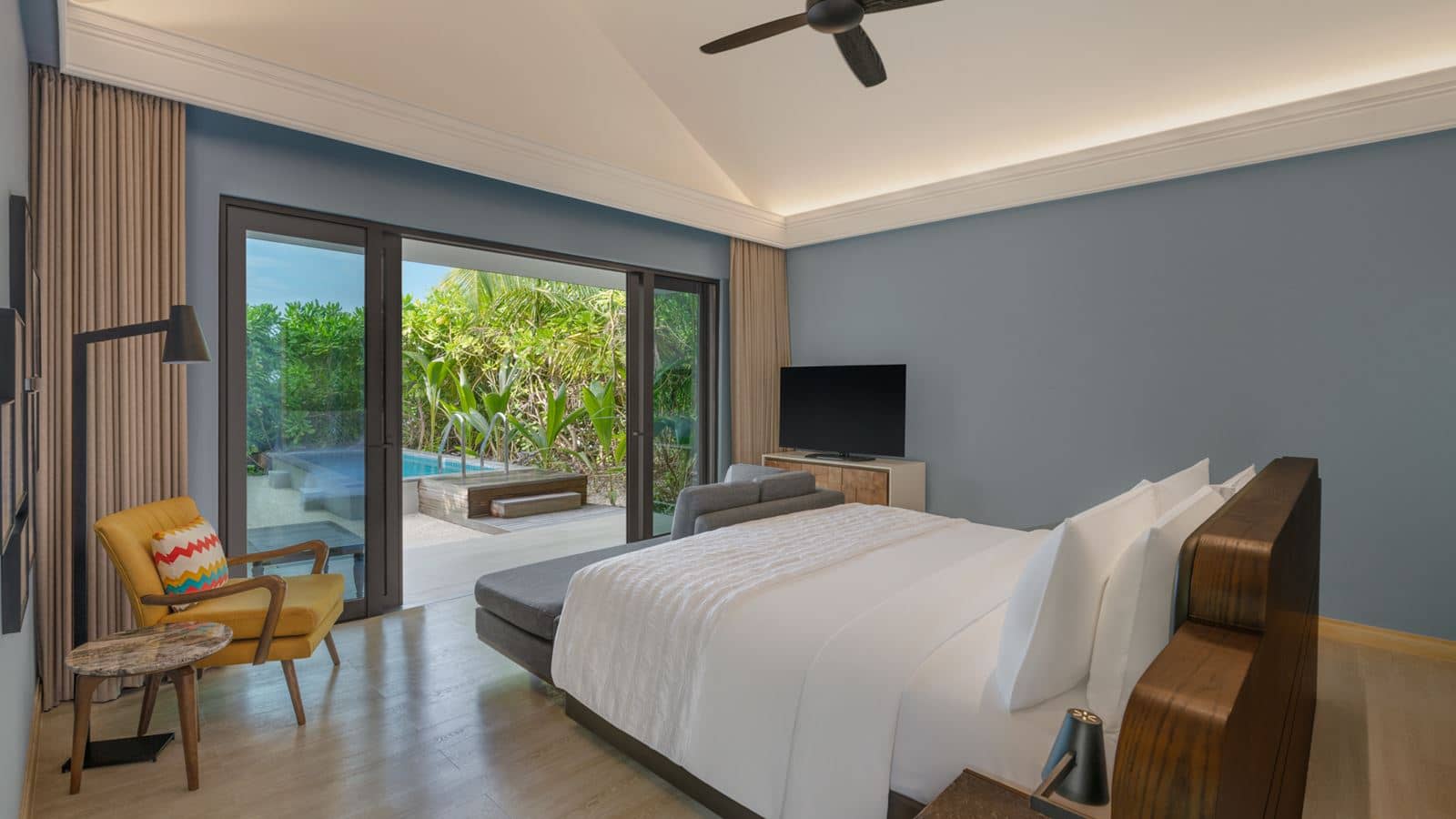 rooms-beach-villa-with-pool
