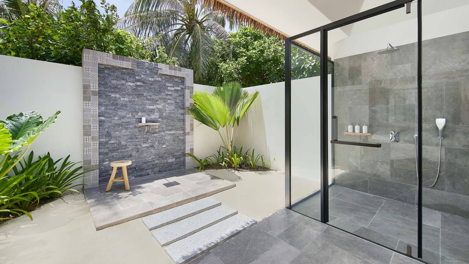rooms-beach-villa-with-pool