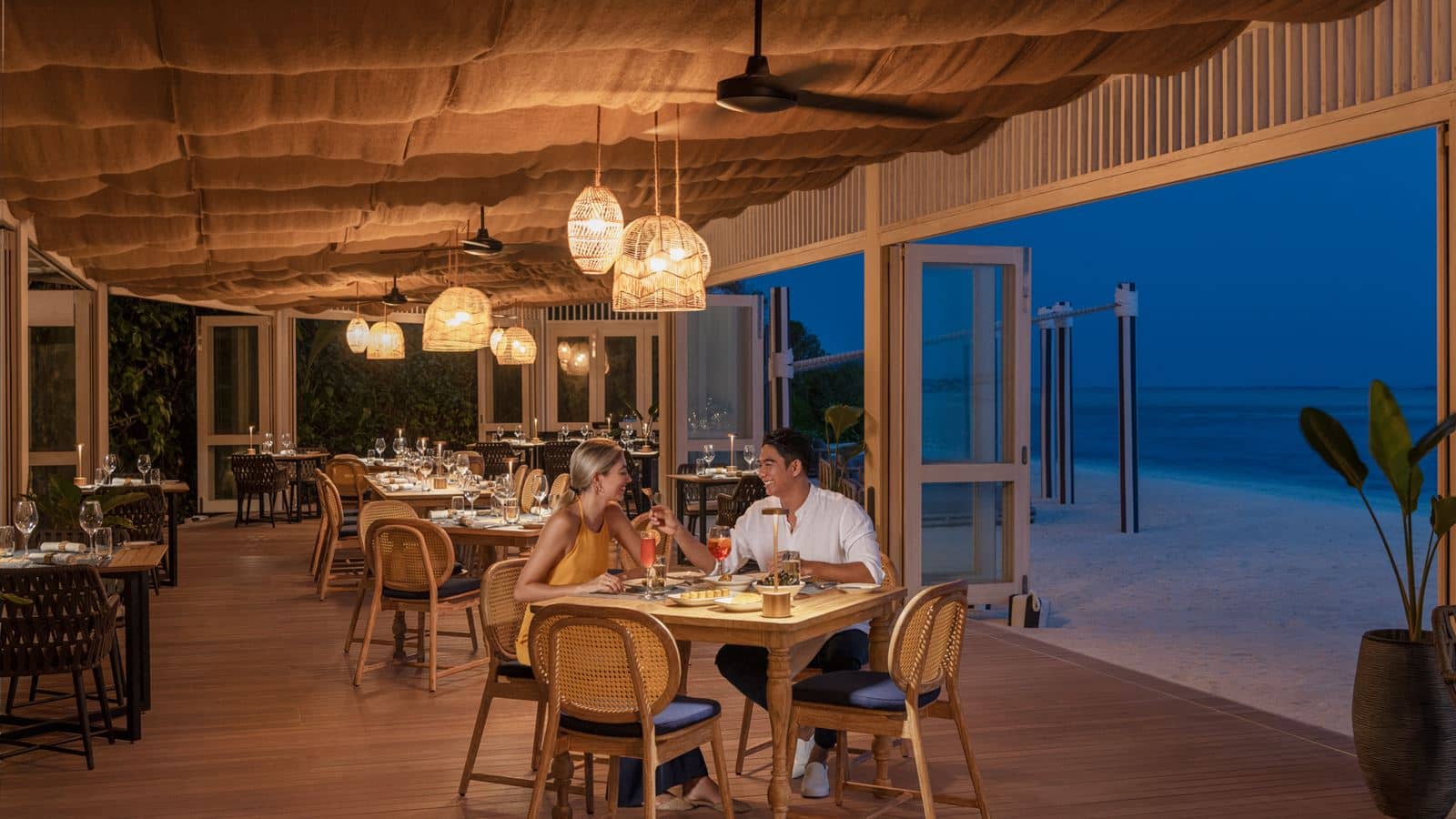 restaurants-riviera