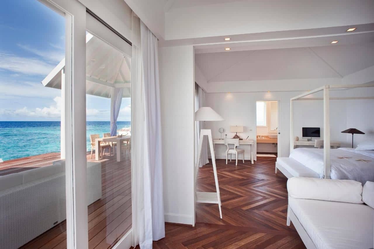 rooms-water-villa