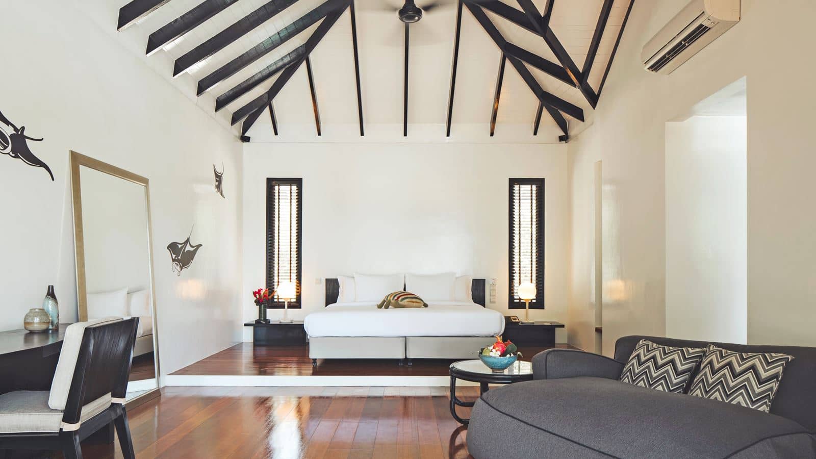 rooms-beach-villa