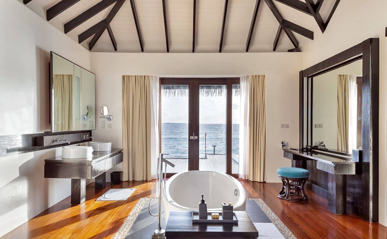 rooms-water-villa