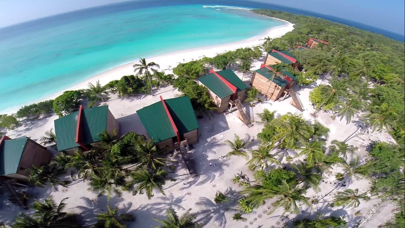 rooms-beach-front-room