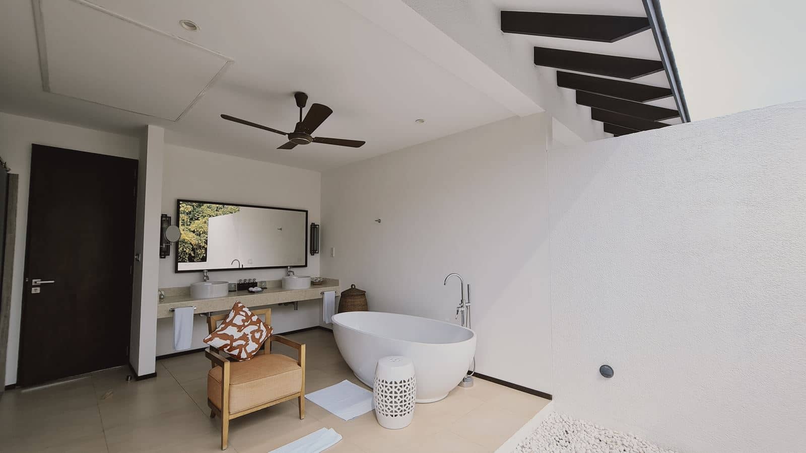 rooms-double-room-classic-sea-view-dbls1