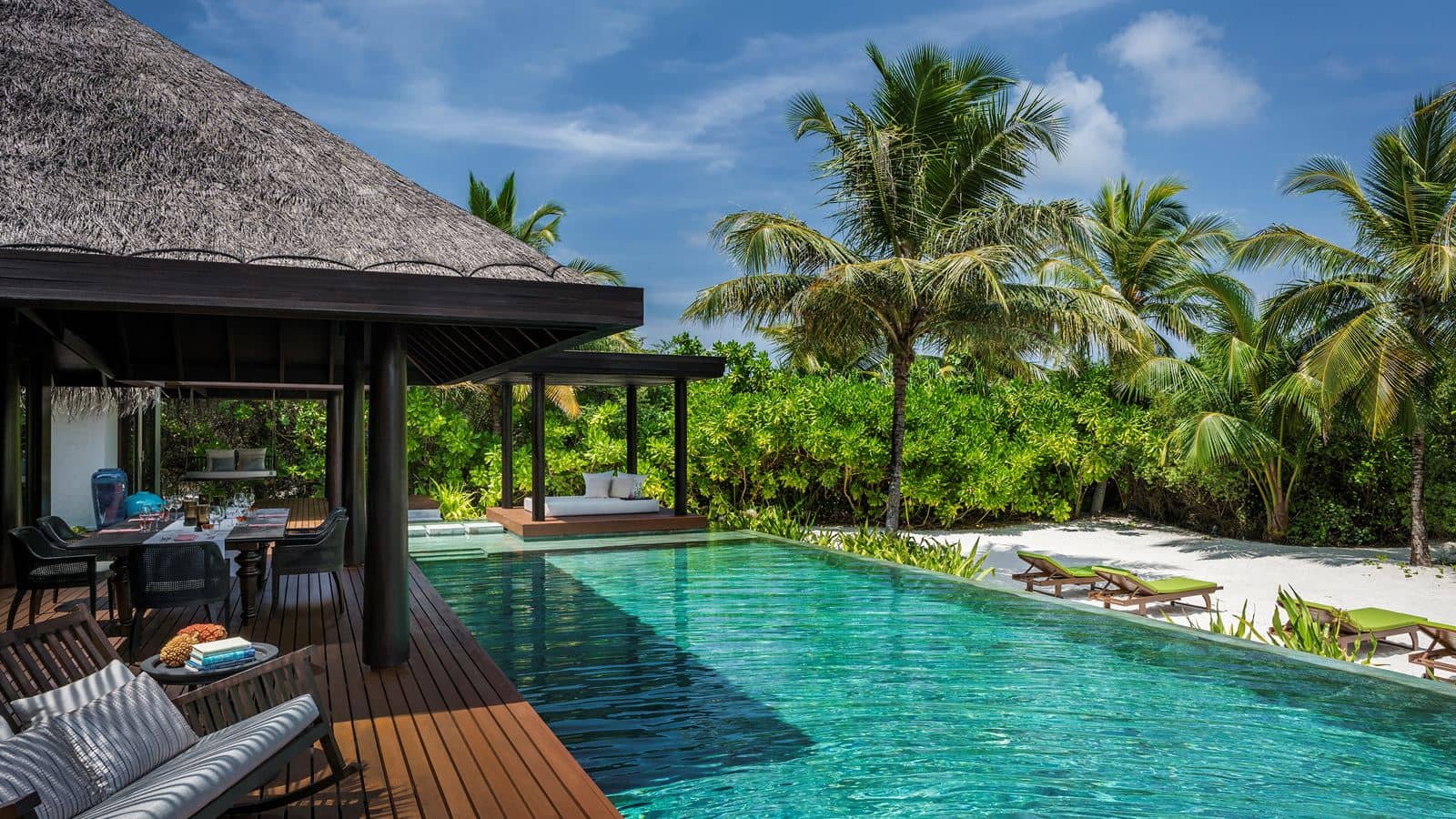 rooms-two-bedroom-beach-pool-residence