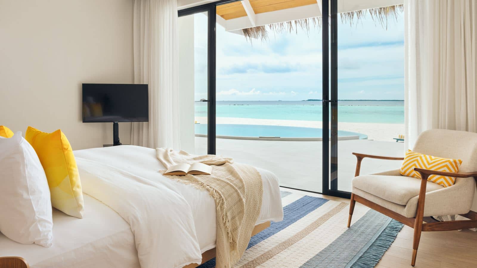 rooms-02-bedroom-beach-residence-with-pool