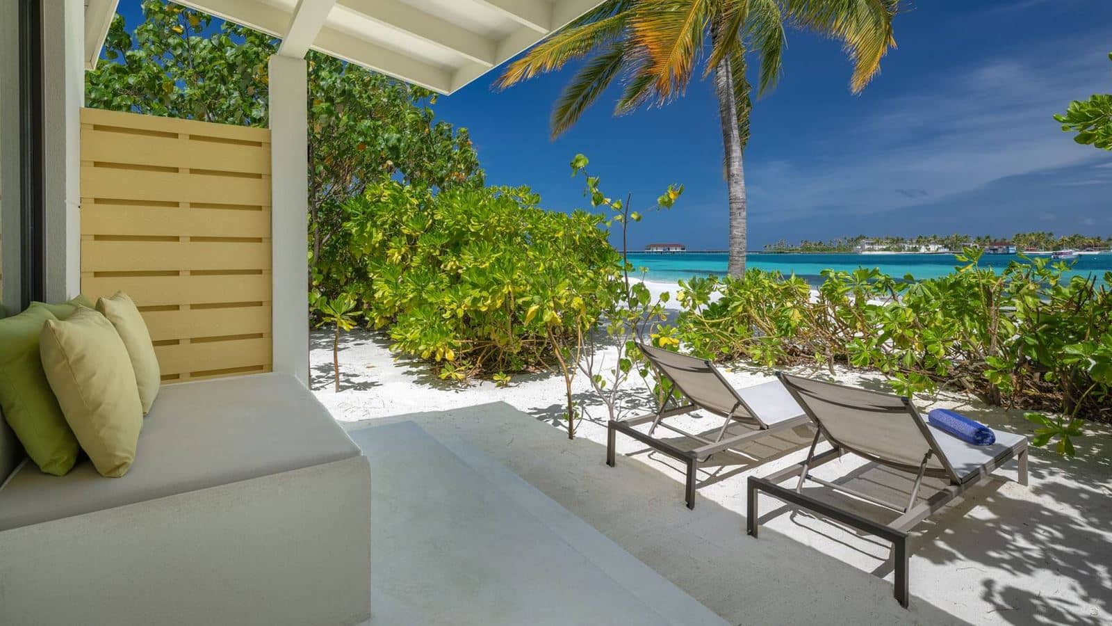 rooms-beach-villa