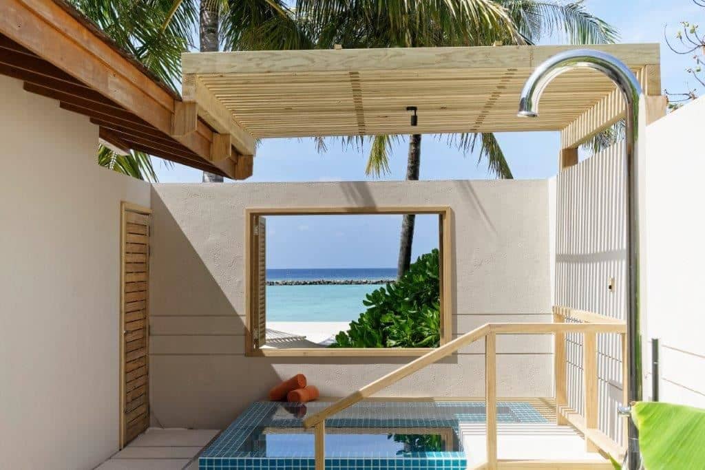 rooms-presidential-beach-villa