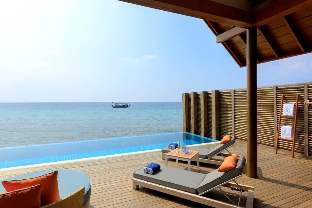 rooms-water-villa-with-pool