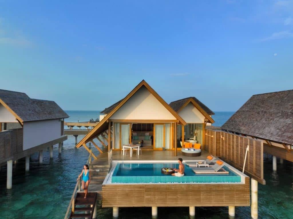 rooms-water-villa-with-pool
