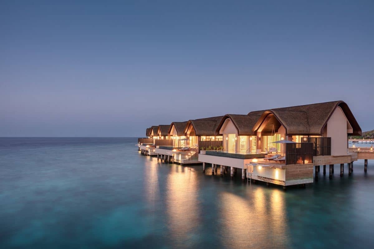 rooms-grand-ocean-pool-villa