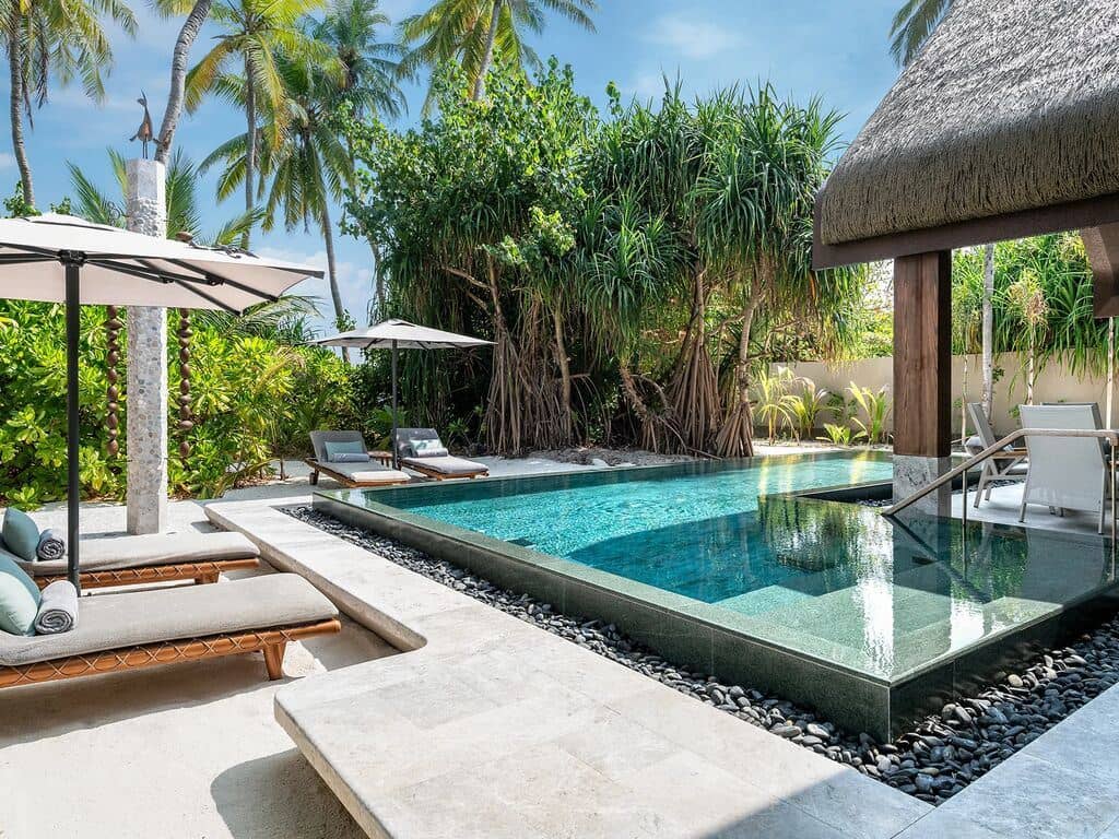 rooms-two-bedroom-beach-pool-villa