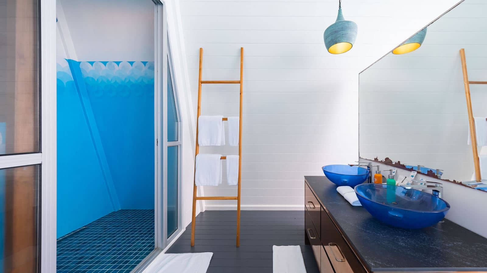 rooms-odi-water-villa-with-private-pool--slide