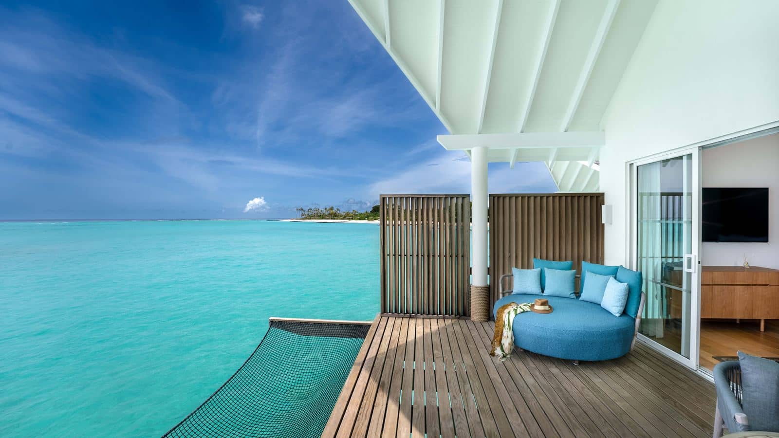 rooms-water-villa