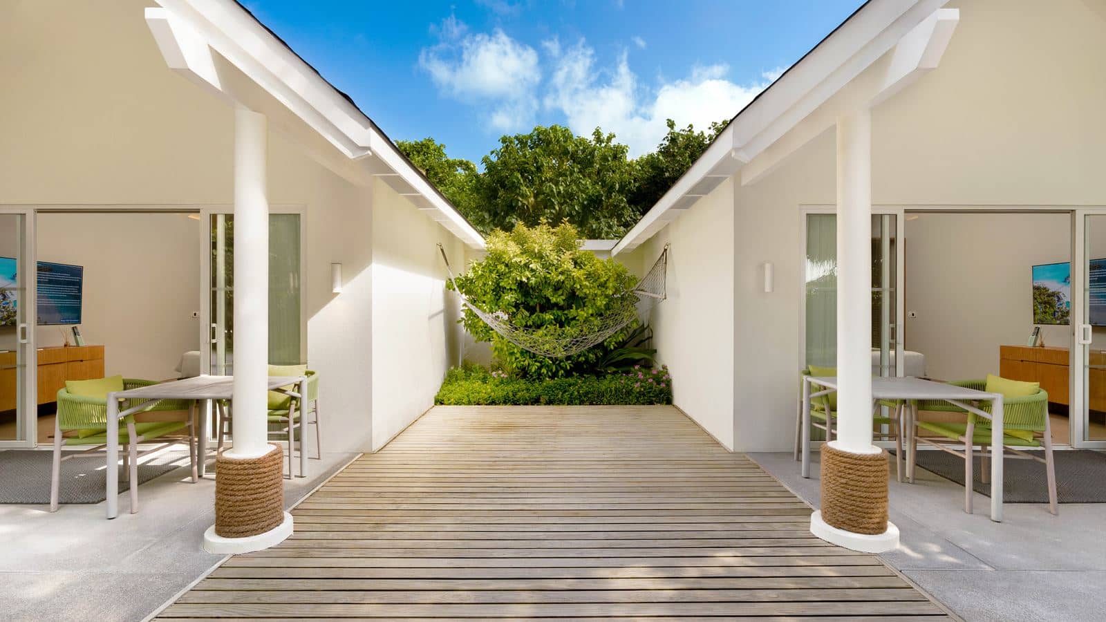 rooms-two-bedroom-family-beach-villa