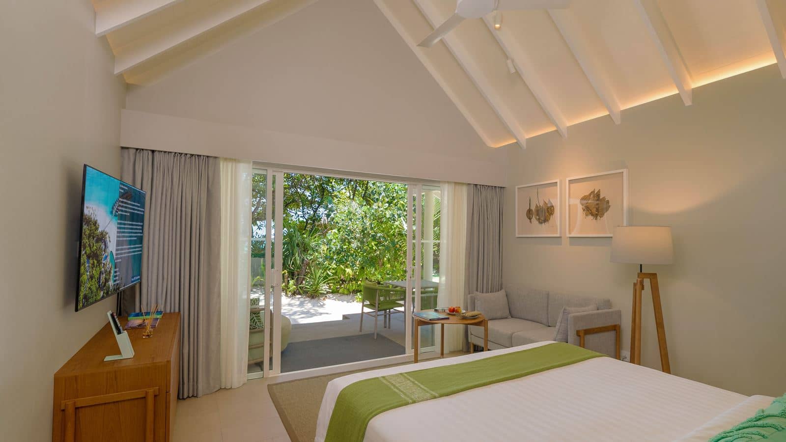 rooms-two-bedroom-family-beach-villa