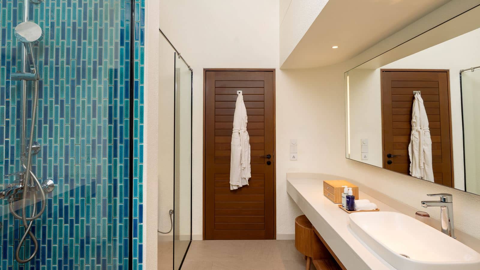 rooms-beach-villa
