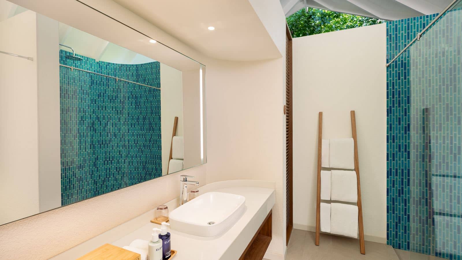 rooms-beach-villa