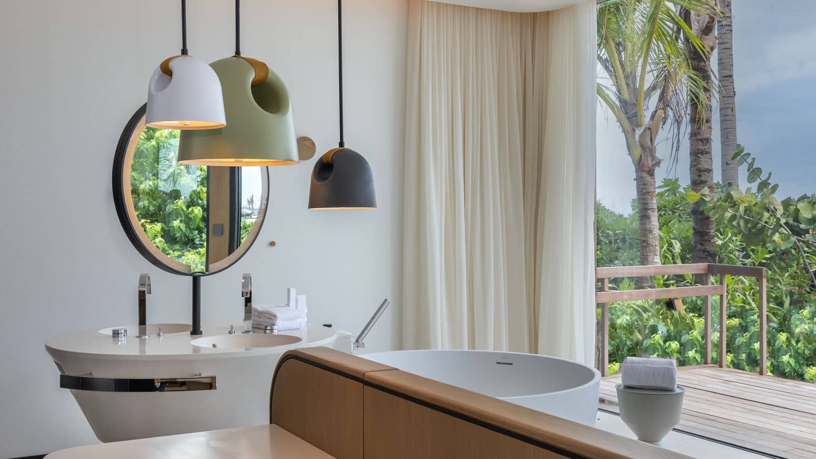 rooms-beach-pool-villa