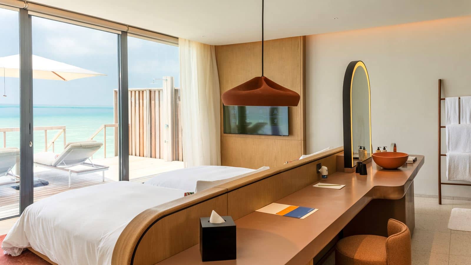 rooms-three-bedroom-ocean-water-pool-atelier