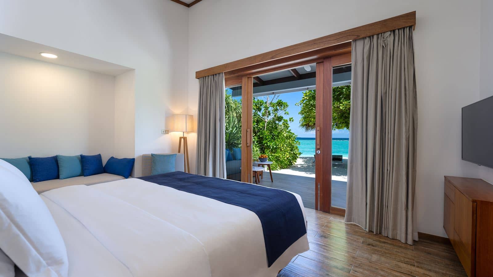 rooms-sunset-beach-villa