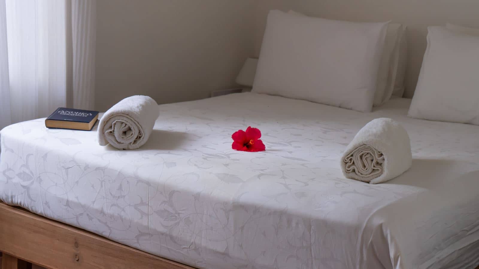 rooms-standard-room