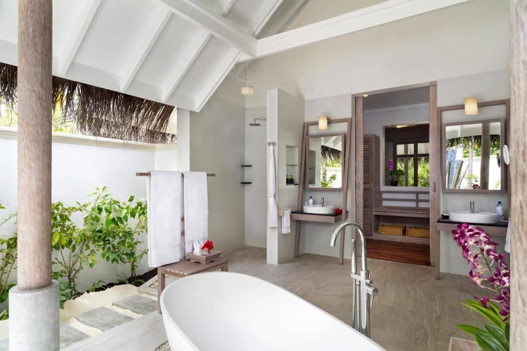 rooms-sunset-beach-pool-villa