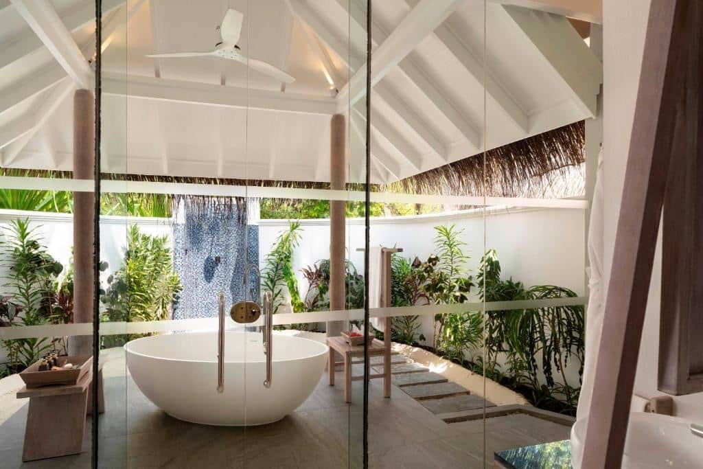 rooms-two-bedroom-family-beach-pool-villa