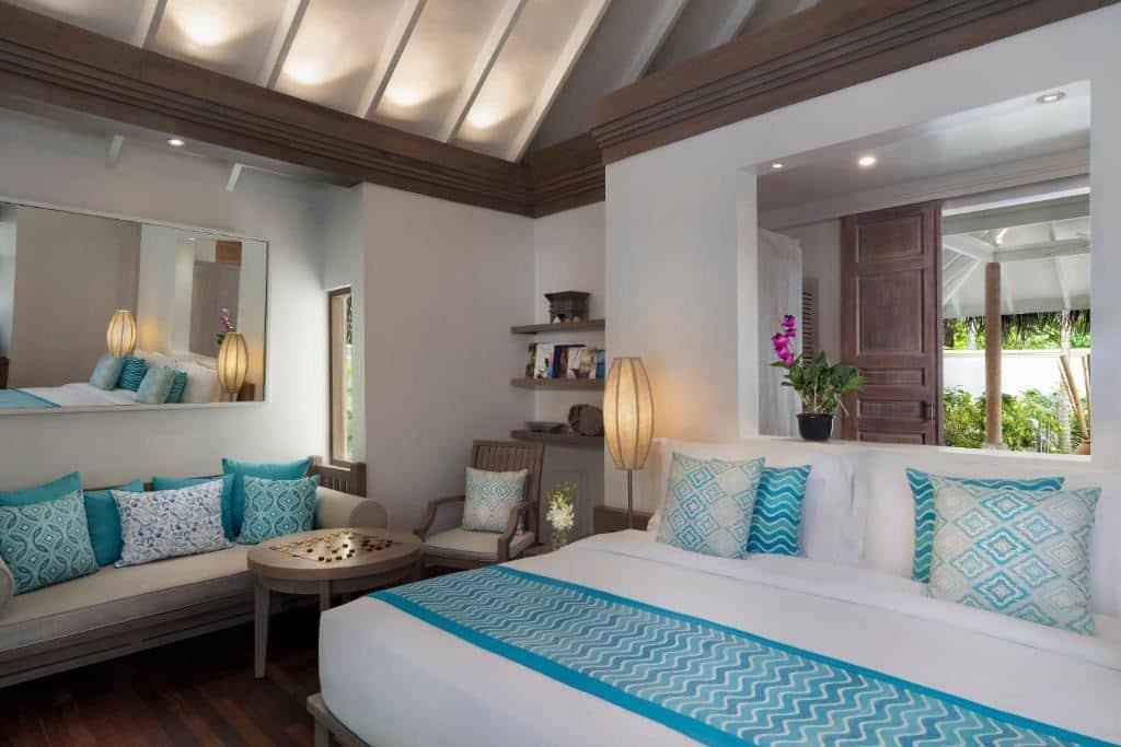rooms-sunrise-beach-pool-villa