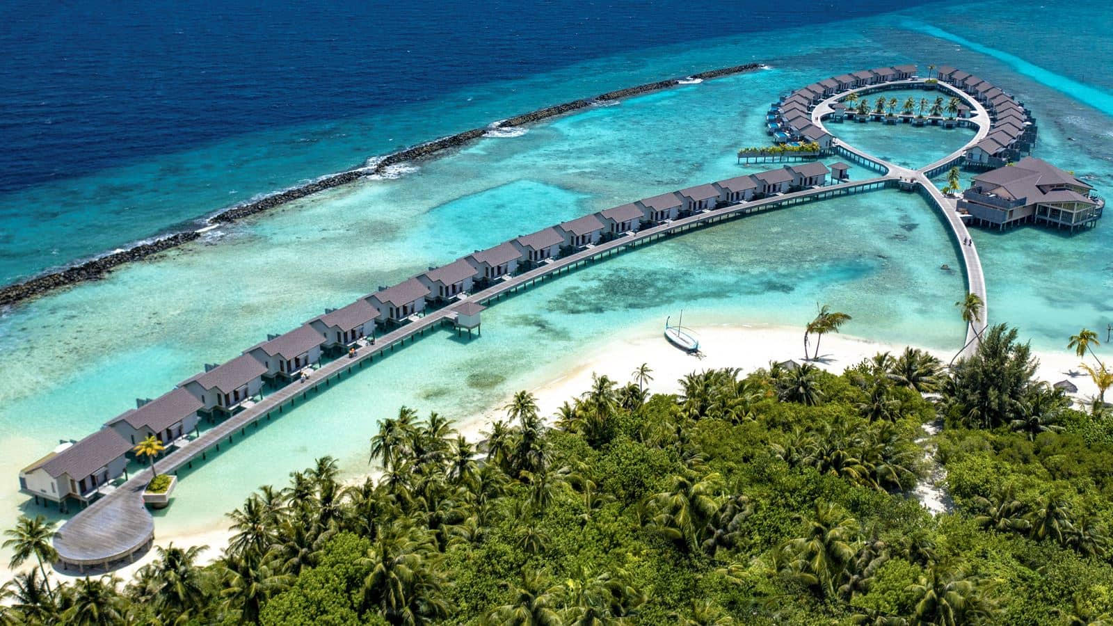 rooms-water-villa