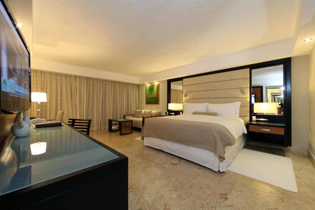 rooms-elite-patio-room