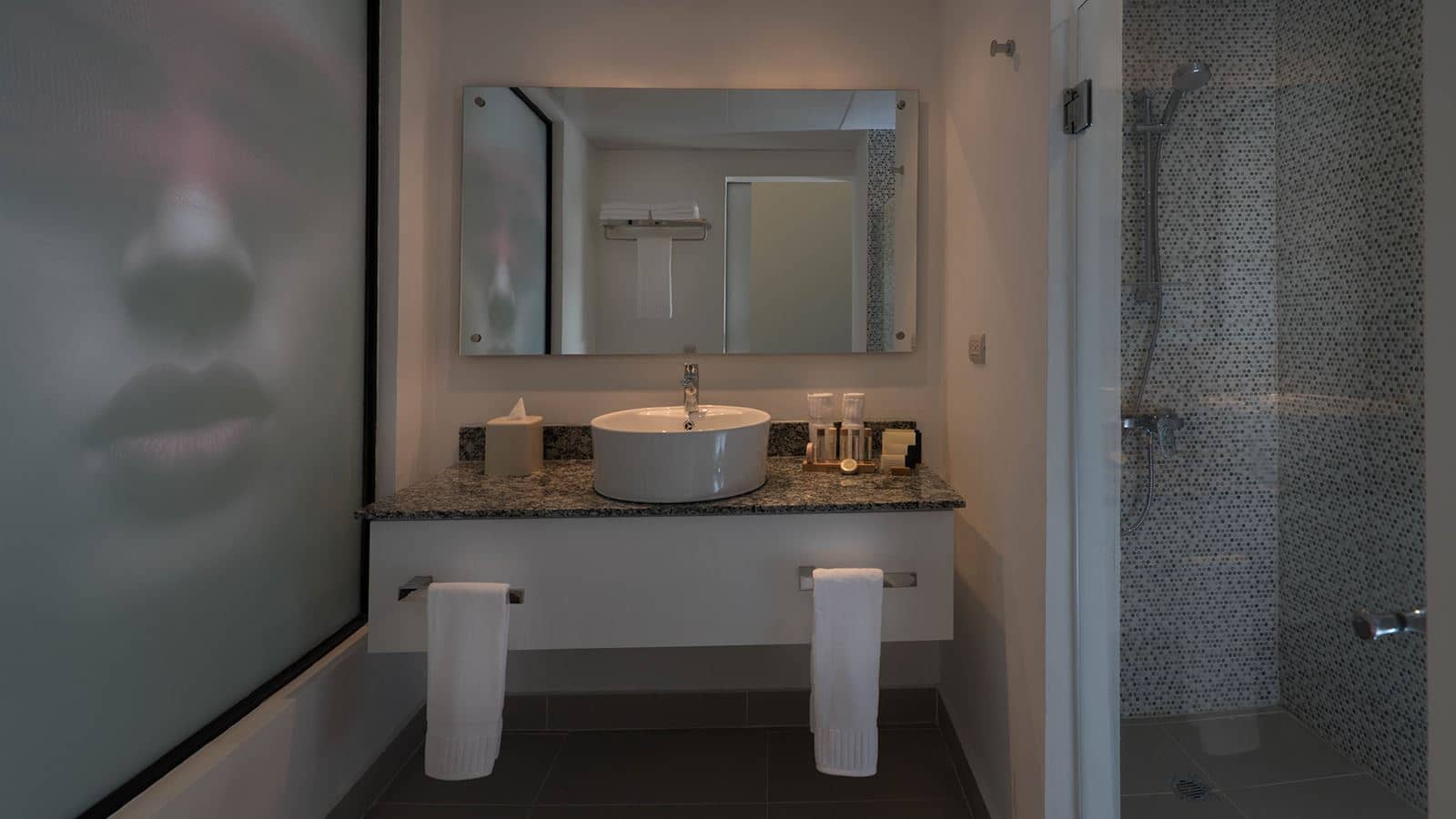 rooms-adults-only-room