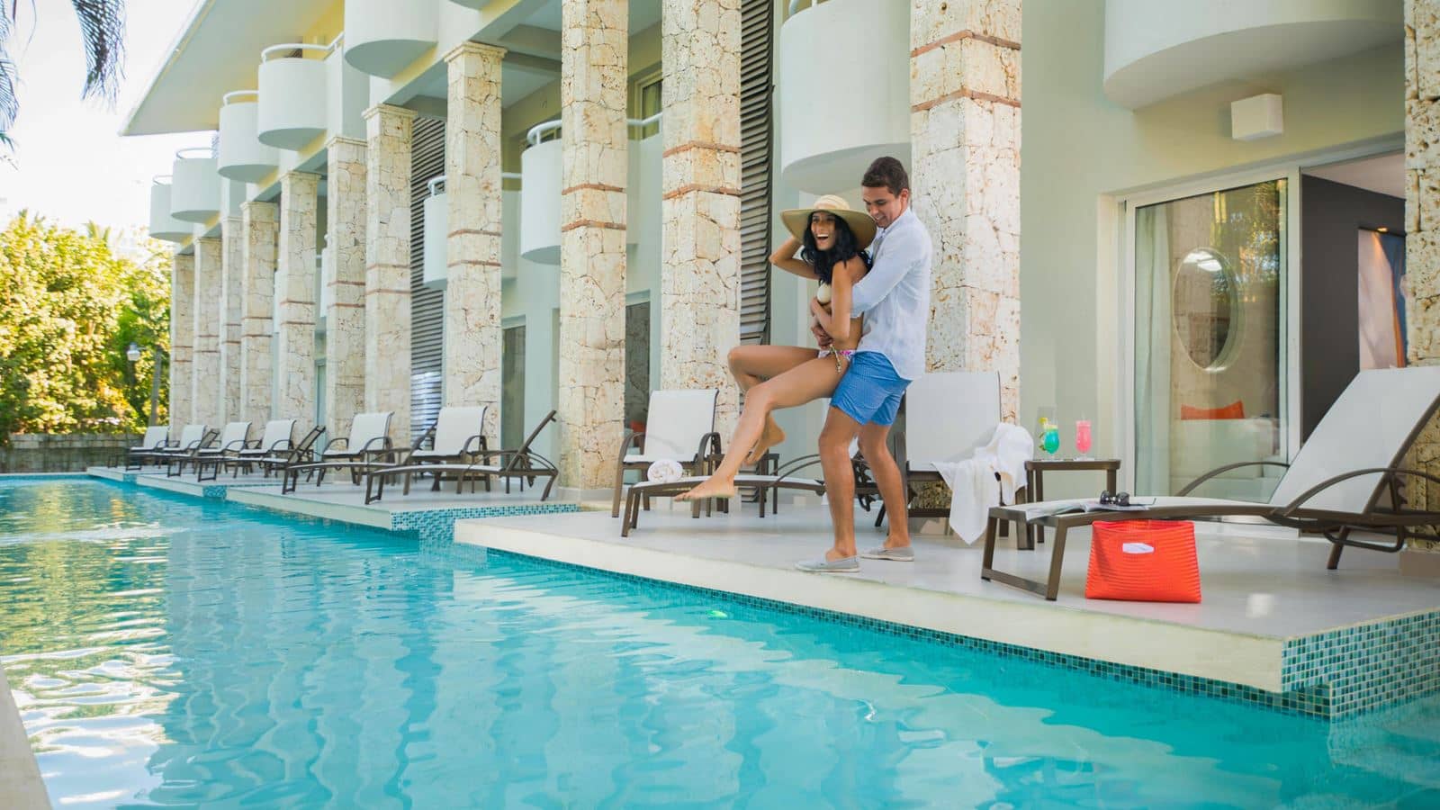 rooms-swim-out-room