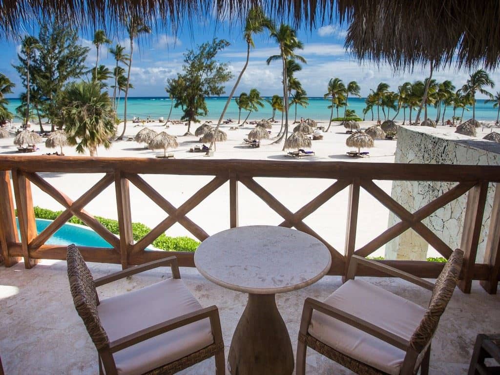rooms-preferred-club-bungalow-suite-ocean-front