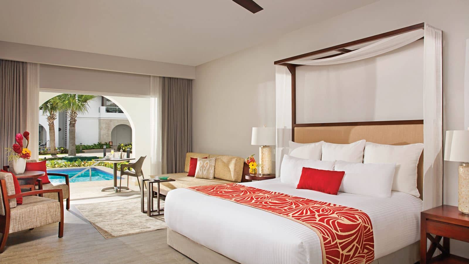 rooms-preferred-club-deluxe-swim-up