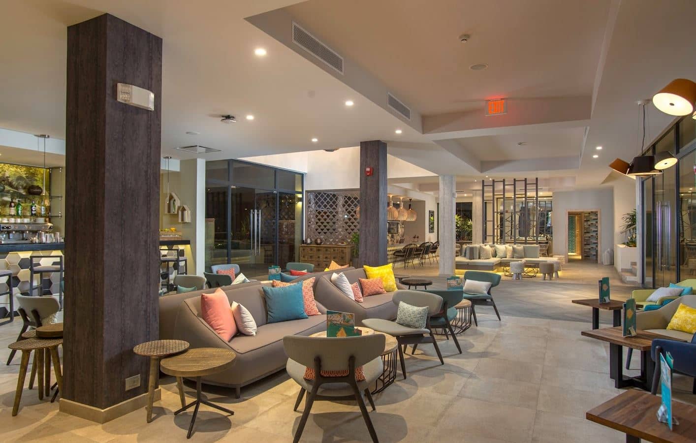 bars-twist-lobby-bar
