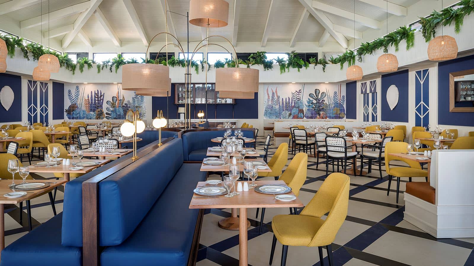 restaurants-bluemoon