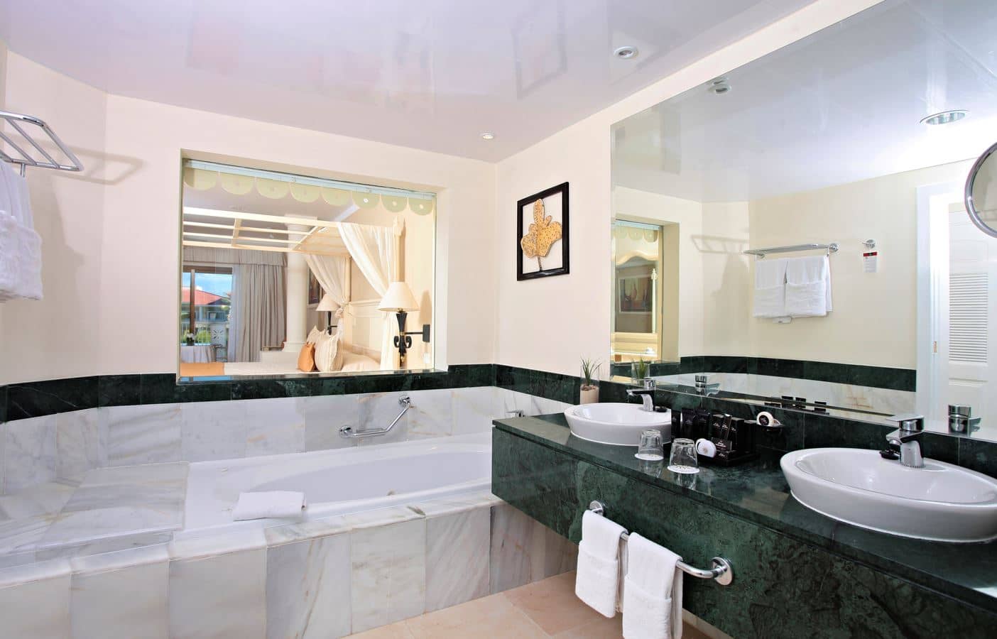 rooms-junior-suite-superior